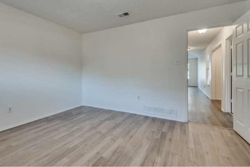 Building Photo - 1803 Cousins Ct