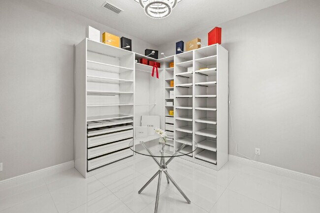 Building Photo - 11014 Rustic Timber Lp