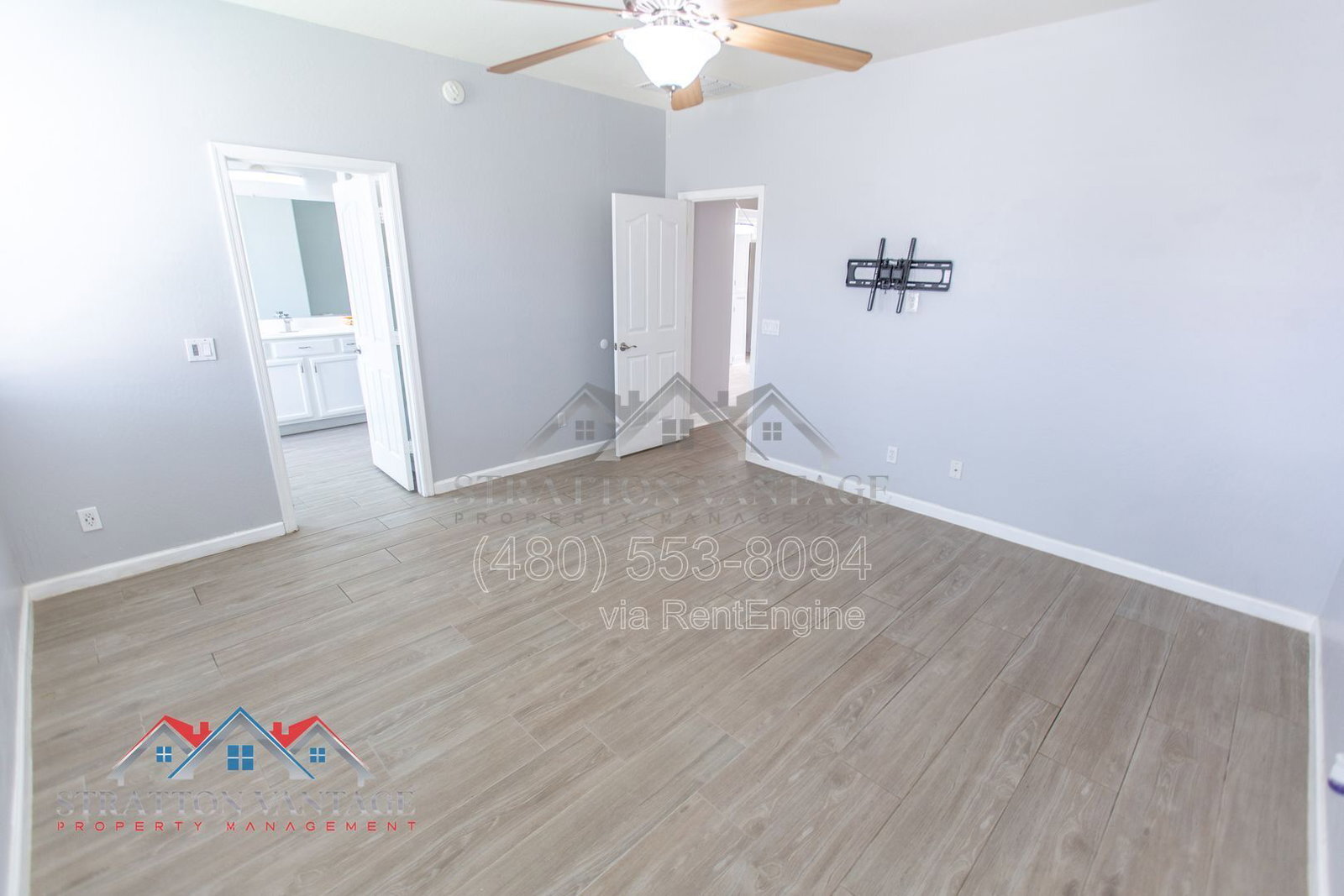 Building Photo - 3068 E Ravenswood Dr