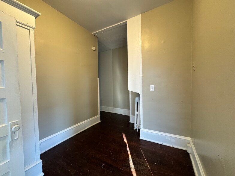End of Hallway - 606 Woods Ave SW