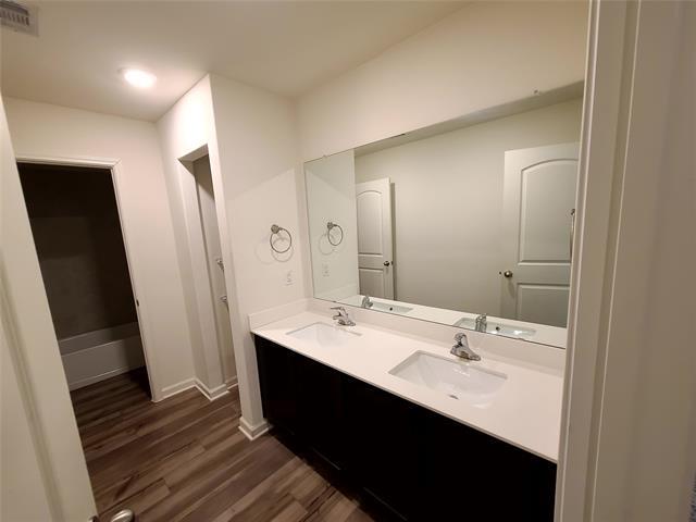 Building Photo - 104 Lady Bird Ct