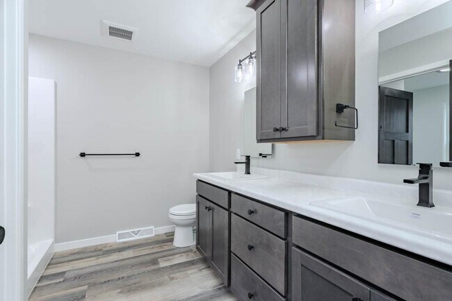 Building Photo - 3506 Green Pastures Ln