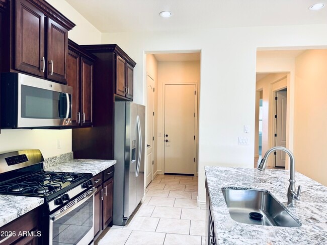 Building Photo - 3039 E Mahogany Pl