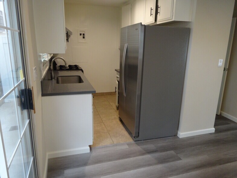 Kitchen 3 - 1748 S Westgate Ave