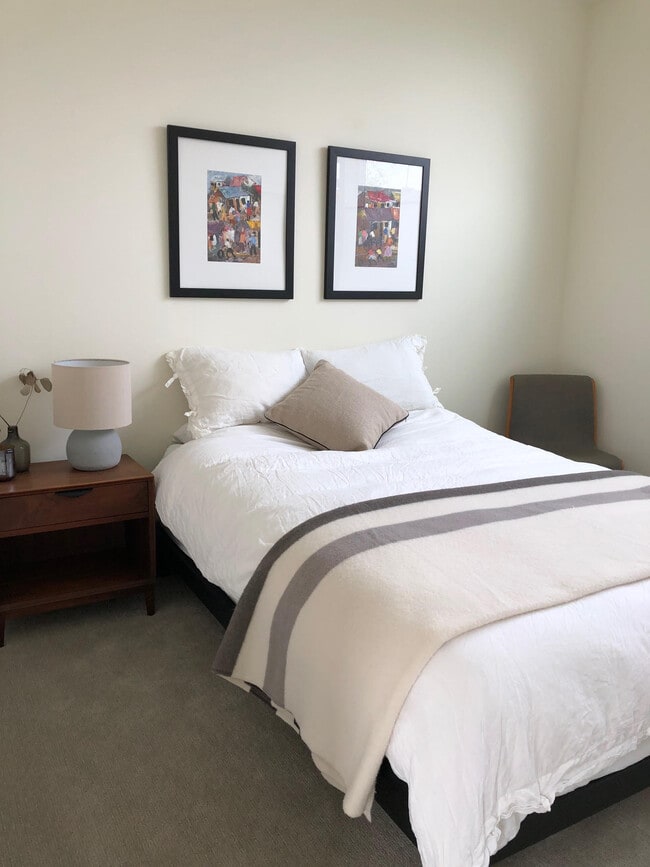 Building Photo - 4712 N Congress Ave