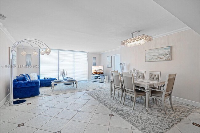 Building Photo - 9 Island Ave