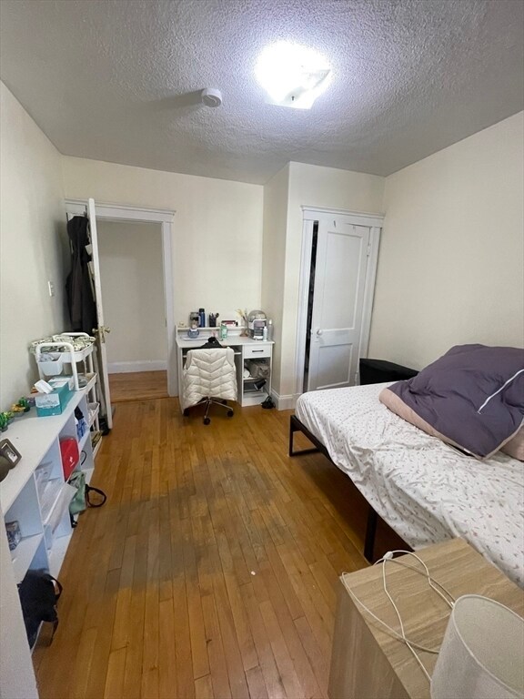 Building Photo - 44 Chetwynd Rd