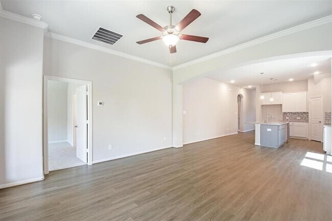 Building Photo - 1435 Cecilia Vines Dr