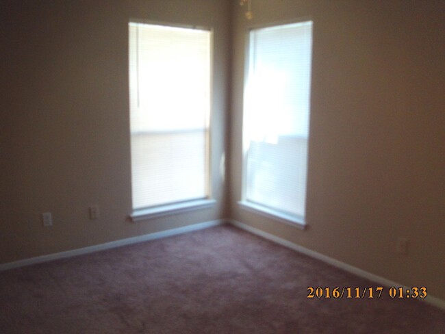 Building Photo - 225 Kerby Street Apt D, Arlington, TX 76013