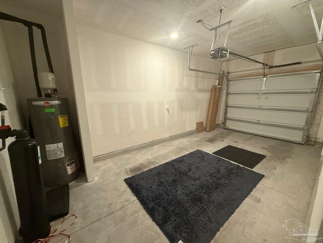 Building Photo - 1543 Iroquois Ct