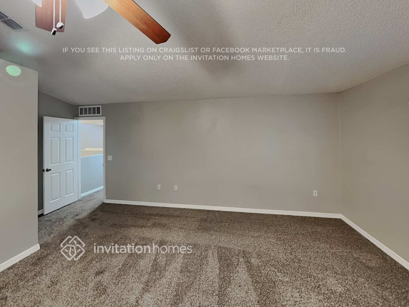 Building Photo - 2073 Hillview Cir