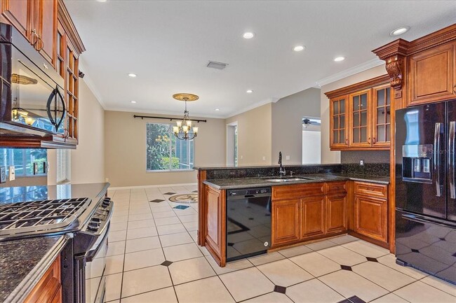 Building Photo - 6213 Donnington Ct