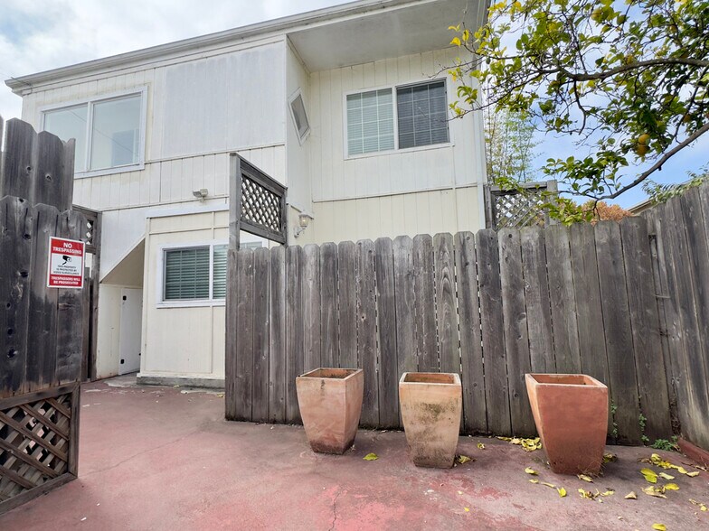 Building Photo - 1342 Hearst Ave