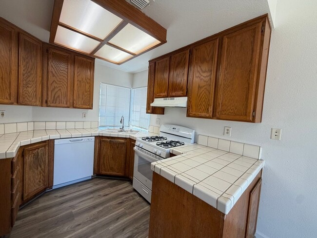 Building Photo - 8162 Morgan Hill Way