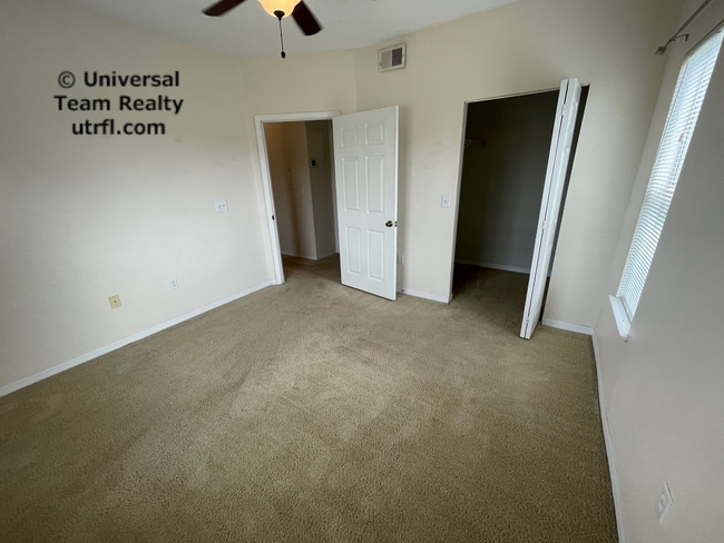 Building Photo - 11521 Villa Grand