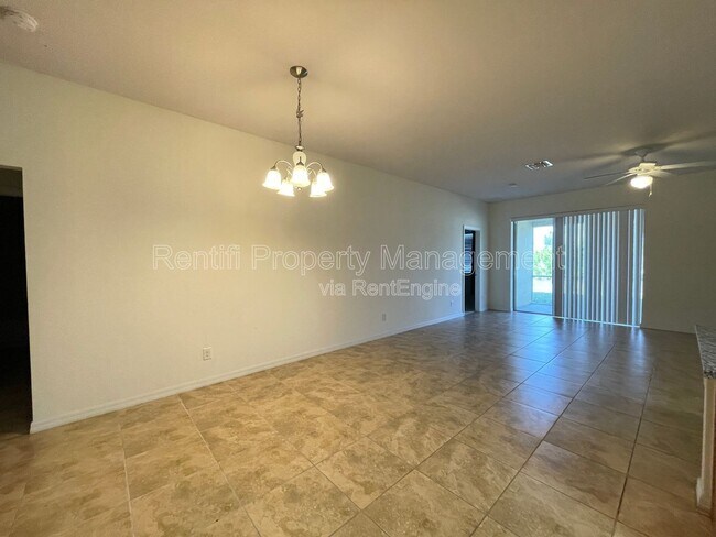 Building Photo - 1622 SW 16th Ct