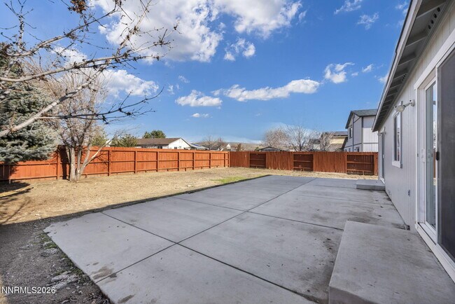 Building Photo - 17765 Oakview Ct