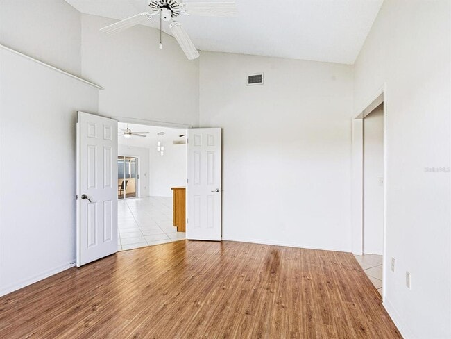 Building Photo - 799 Harrington Lake Dr N