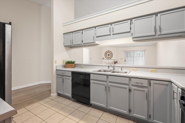 Building Photo - 3588 Wexford Ct