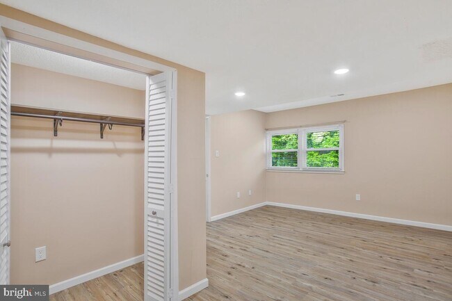 Building Photo - 9123 Old Burton Cir