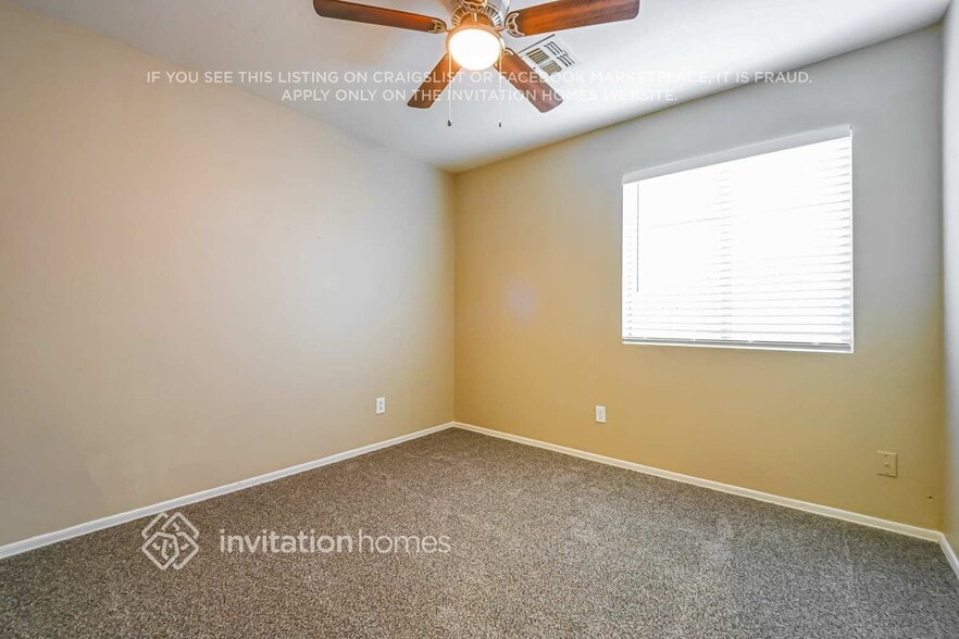 Building Photo - 9025 W Avalon Dr