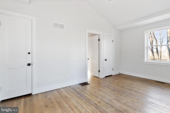 Building Photo - 6115 Stoney Hill Rd