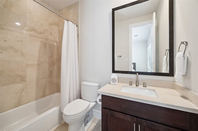 Building Photo - 4721 Banning Dr