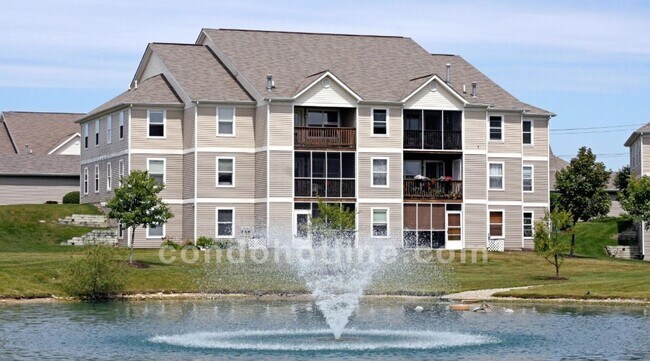 Building Photo - 1575 Oakfield Dr