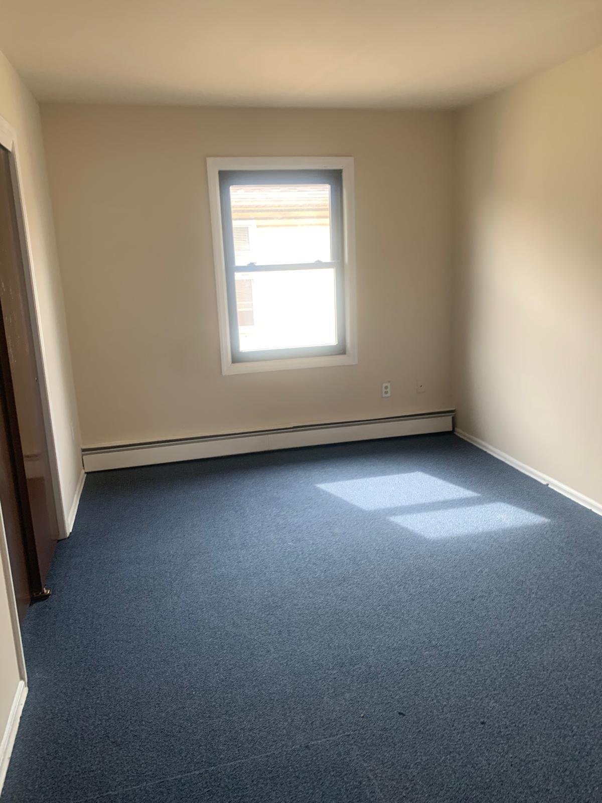 Building Photo - 615 McCandless Pl