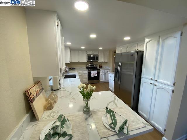 Building Photo - 2947 Liberty Dr