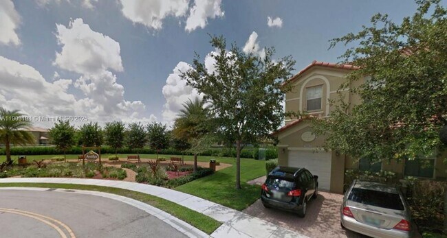 Building Photo - 10983 NW 79th St