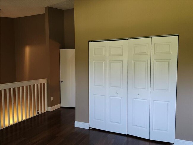 Building Photo - 4192 SW 87th Terrace