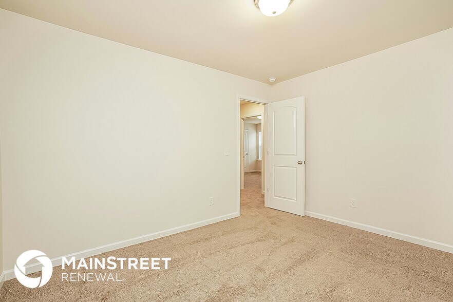 Building Photo - 313 Sportsman Dr