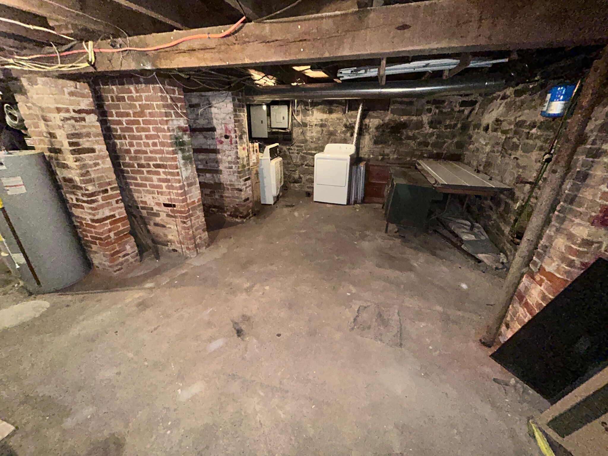 Building Photo - 53 Main St