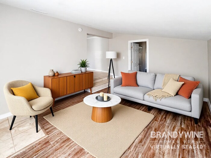 Building Photo - 7227 Stonehurst Rd N