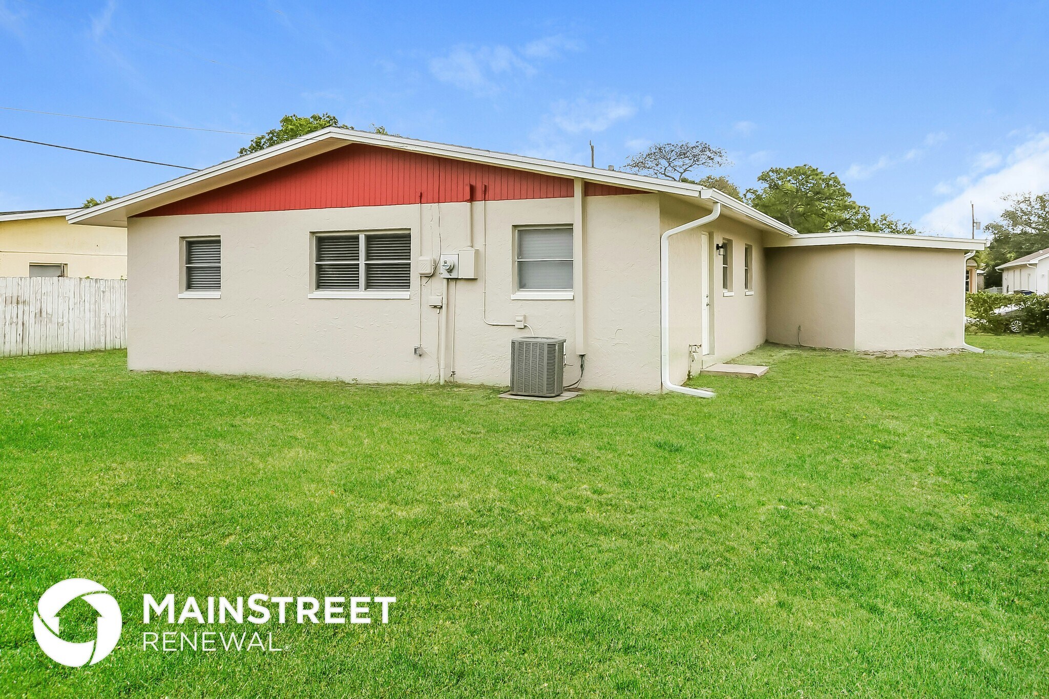 Building Photo - 2231 Lotus Rd