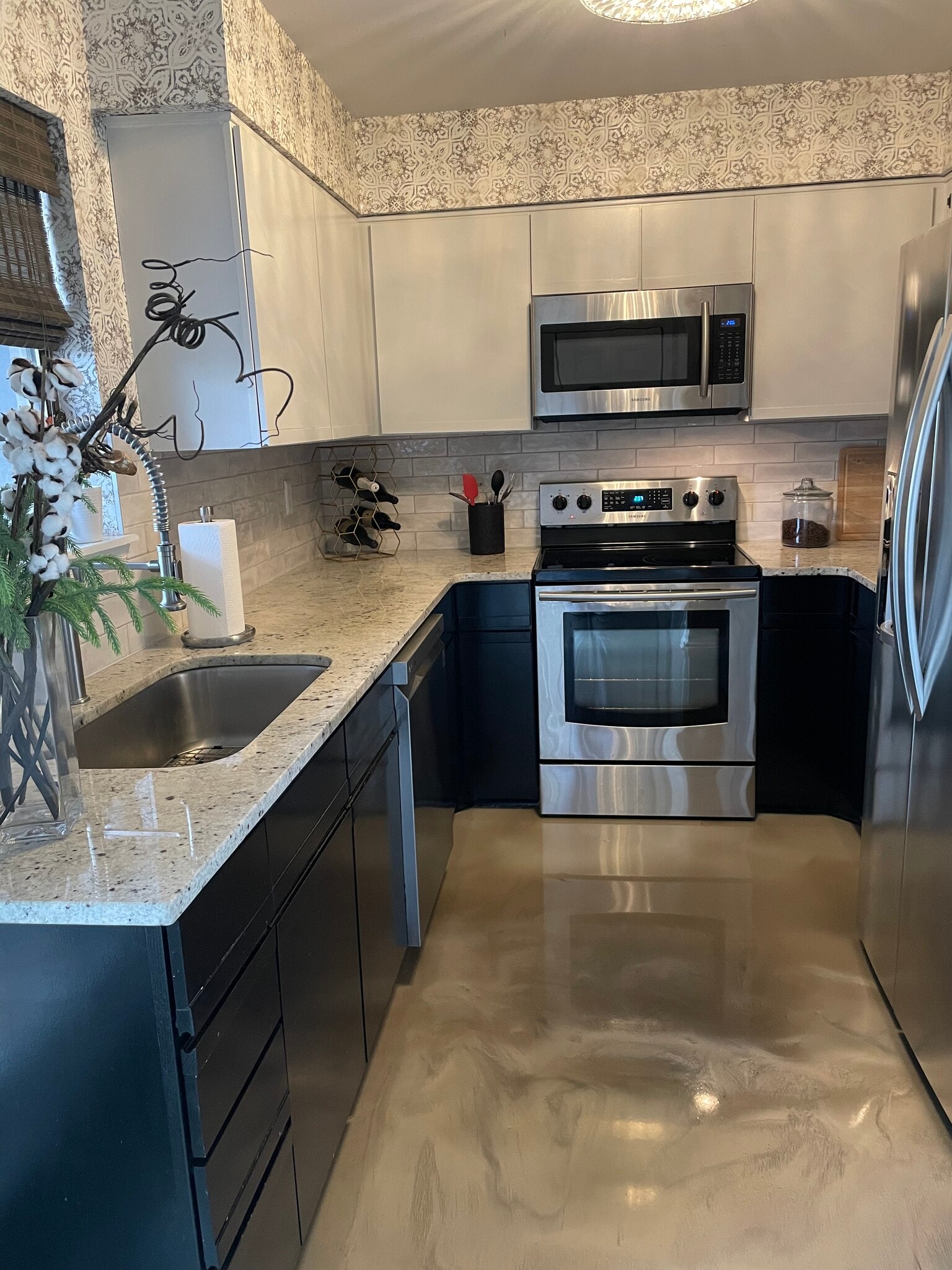 Building Photo - 105 Ellington Pl