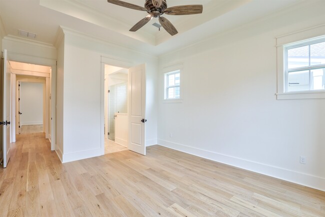 Building Photo - 4425 Grace Pk Trl
