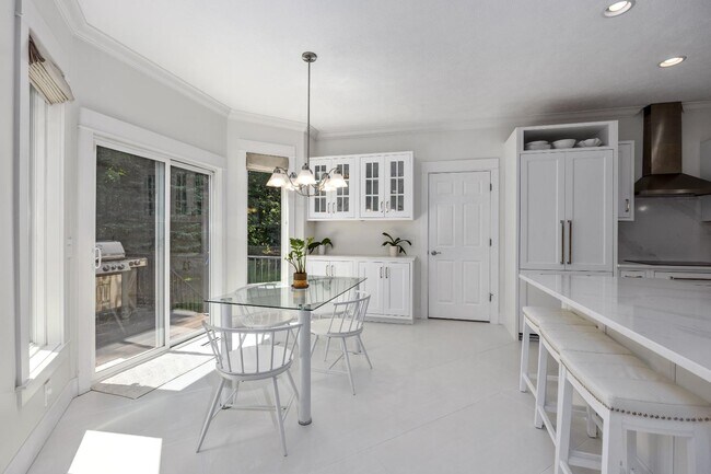 Building Photo - 4440 Whitewood Farms Dr NE