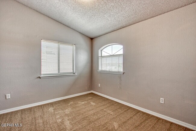 Building Photo - 12760 Tierra Alexis Dr