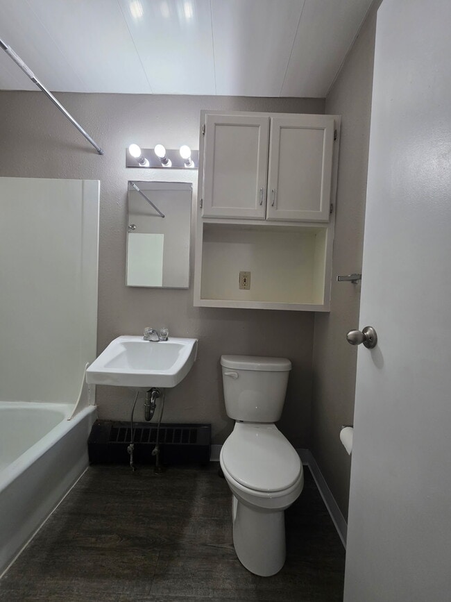 Building Photo - Liberty Lights Apartments F