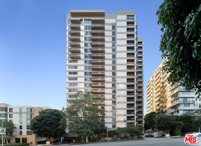 Building Photo - 10445 Wilshire Blvd