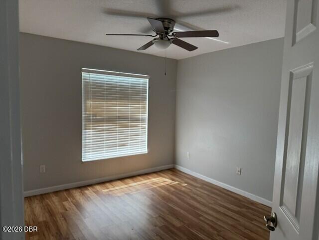 Building Photo - 16 Fernmeadow Ln
