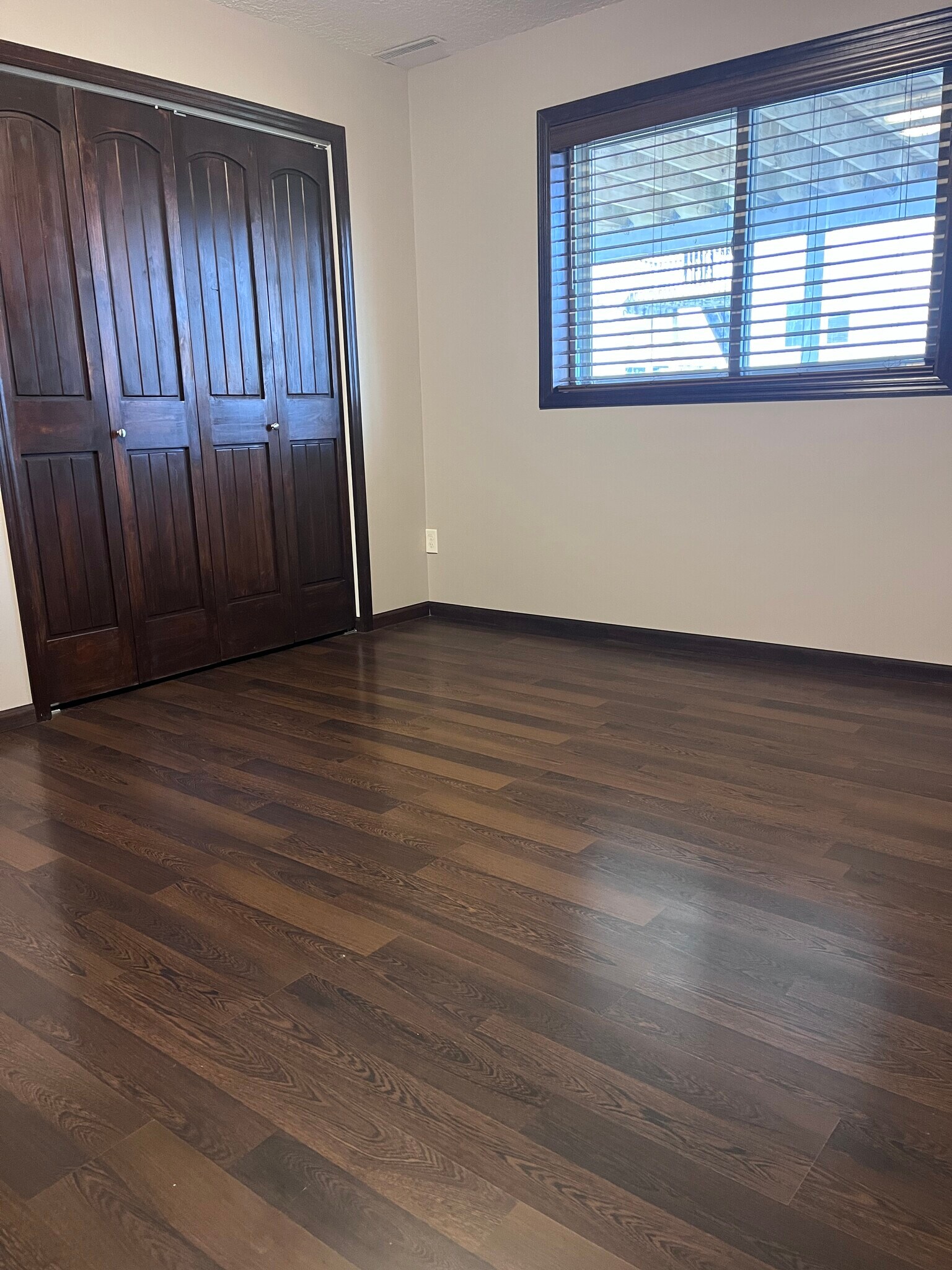 back bedroom - 5445 Florence Dr NW