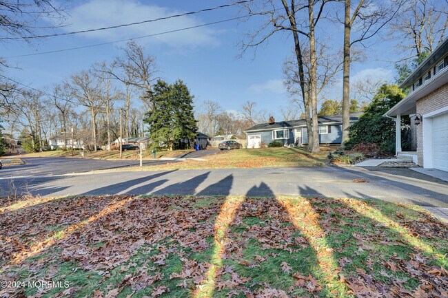 Building Photo - 22 Brookside Ct