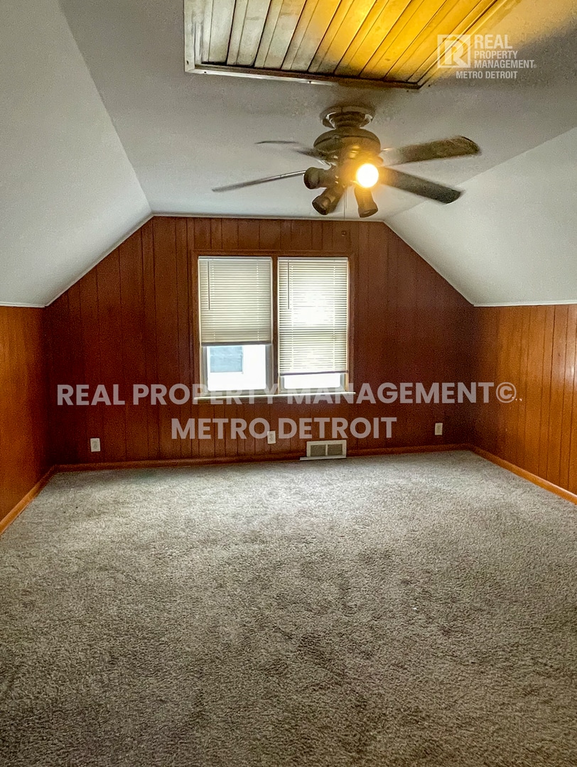 Building Photo - 25284 Stanford St