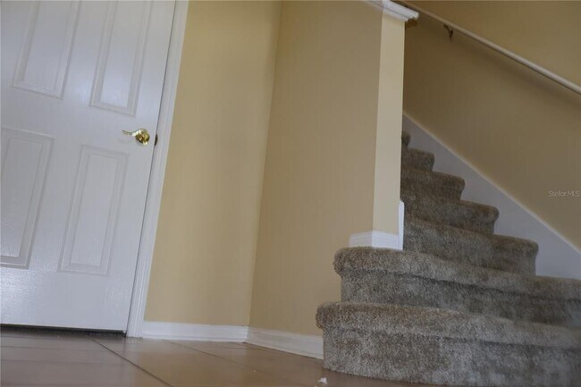 Building Photo - 3019 Pointeview Dr