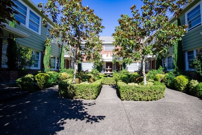 Building Photo - In the Heart of NW-Mid-Century 2Bdr Lives Like a Little House!