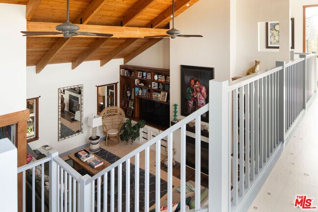 Building Photo - 31840 Seafield Dr