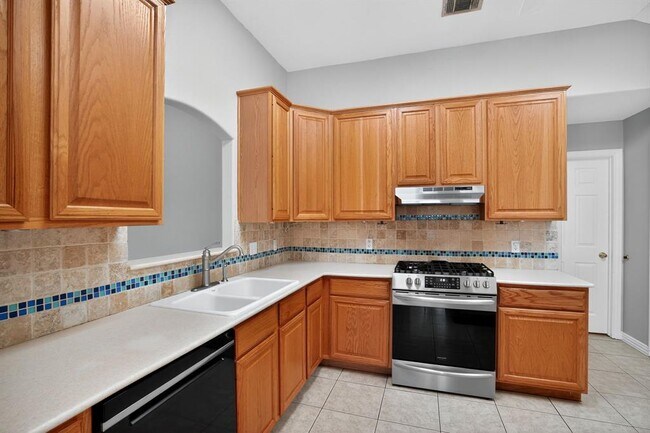 Building Photo - 1619 Shady Hillside Pass